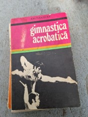 Carte gimnadtica acrobatica
