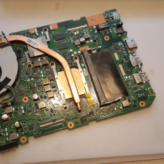 placa de baza laptop ASUS R558U i7 7th gen , defecta , nu PORNESTE