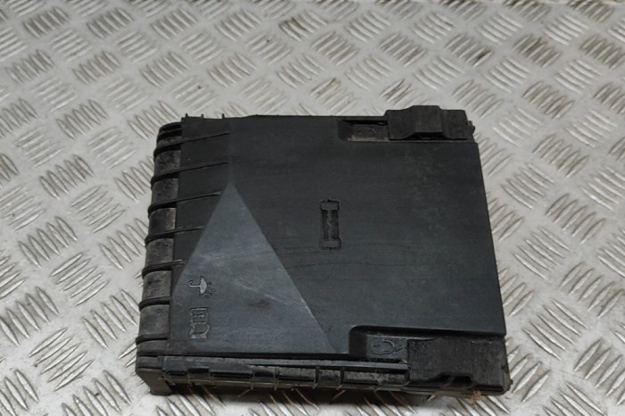 Modul panou de siguranțe VW SHARAN 7N1, 7N2 2012 OEM: 3C0937125,1K0937132F,1K0937132G 31397332