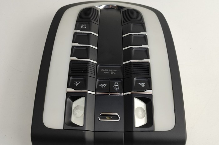 Iluminare interioară PORSCHE CAYENNE 92A 2011 OEM: 7PP919317,7PP.919.317 30026656