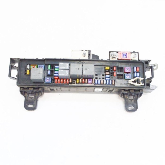 Panou de siguranțe TESLA MODEL S 2017 OEM: 13742705,1034405-00-E 10001724