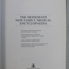 THE HEINEMANN NEW FAMILY MEDICAL ENCYCLOPAEDIA by PAUL PAXTON , DAVID RUBENSTEIN , ANDREW SMITH , DAVID WAYNE , 1983
