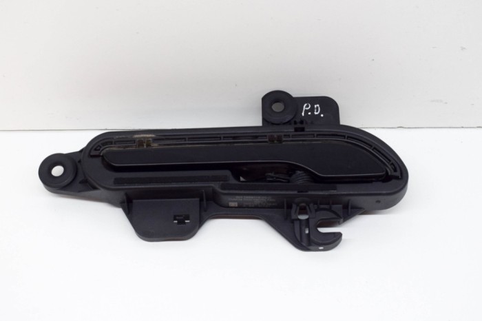M&acirc;ner exterior ușă dreapta față TESLA MODEL 3 2021 OEM: 1528115-00-D | 14977467