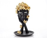 Statueta &quot;Crown Black&quot; din rasina