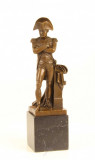 Napoleon -statueta din bronz pe un soclu din marmura KF-87, Religie