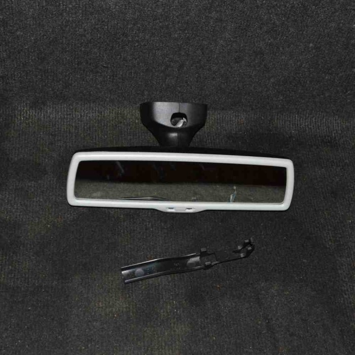 Oglinda retrovizoare interioară VW PASSAT B7 362 2011 OEM: 1K0857511 2434966