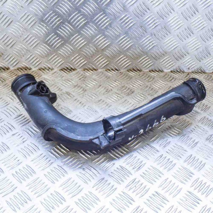 Furtun intercooler dreapta AUDI Q3 8U 2014 OEM: 1K0145770AE