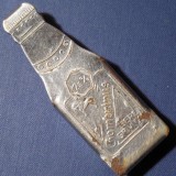 GAMBRINUS, Bere Grivița - Perioada Interbelică - Desfăcător / Deschizător pentru dopuri &icirc;n formă de Sticlă de Bere