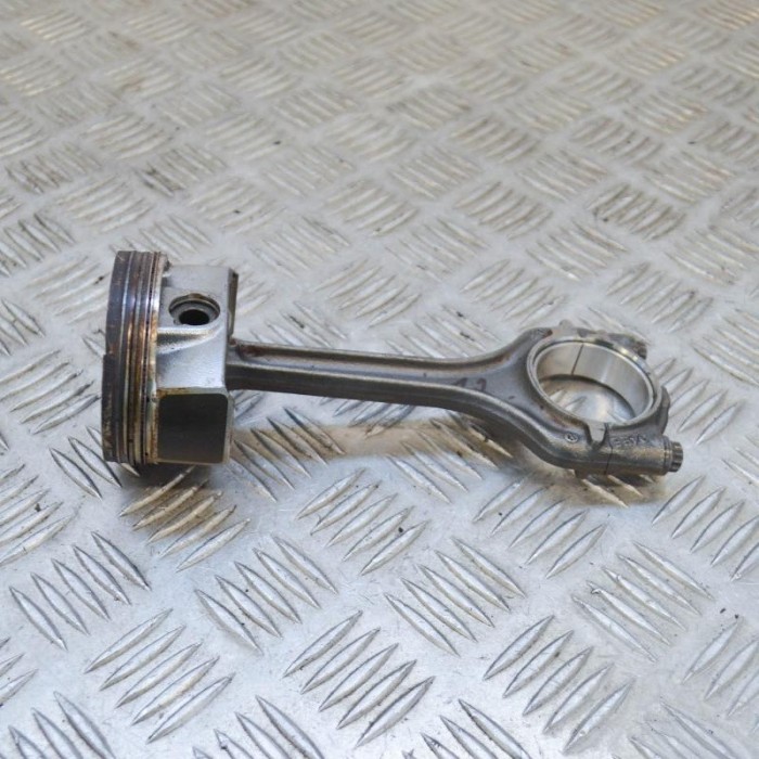 Piston VW UP 121, 122, BL1, BL2 2014 OEM: 04E198401P04C107065AE 3961462