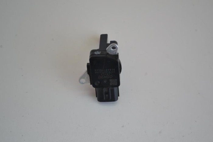 Debitmetru de aer LEXUS RX _L1_ 2013 OEM: 22204-0V020 1476969