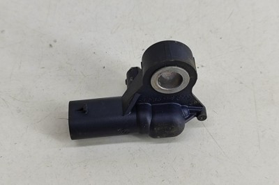 Senzor de impact st&amp;acirc;nga spate LAND ROVER RANGE ROVER VELAR L560 2018 OEM: FK72-14BS42-AA 27529852 foto