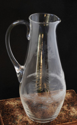Sticla Suflata de epoca Boemia - Carafa 1,5 L cu motive vanatoresti foto