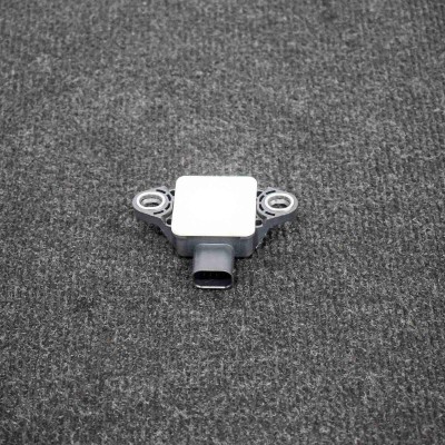 Senzor de accelerație MERCEDES-BENZ E W212 2015 OEM: A00090591010265005876 3719357 foto