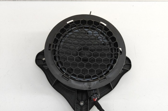 Difuzor ușă dreapta față CITRO&Euml;N C4 III BA_, BB_, BC_ 2024 OEM: 9830932280 29906763