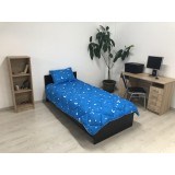 Set o perna 50x70 cm, o pilota 140x210 cm, culoare albastra, model &quot;Luna si stele&quot; (o persoana)