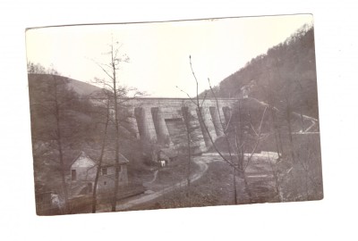 Foto de dimensiunea unei CP normale Barajul Secu Resita foto