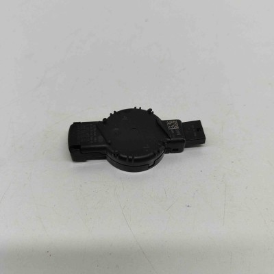Senzor de ploaie BMW 3 G20, G28 2023 OEM: 5A70A02,6PW013422-12,6PW013422 | 29998962 foto