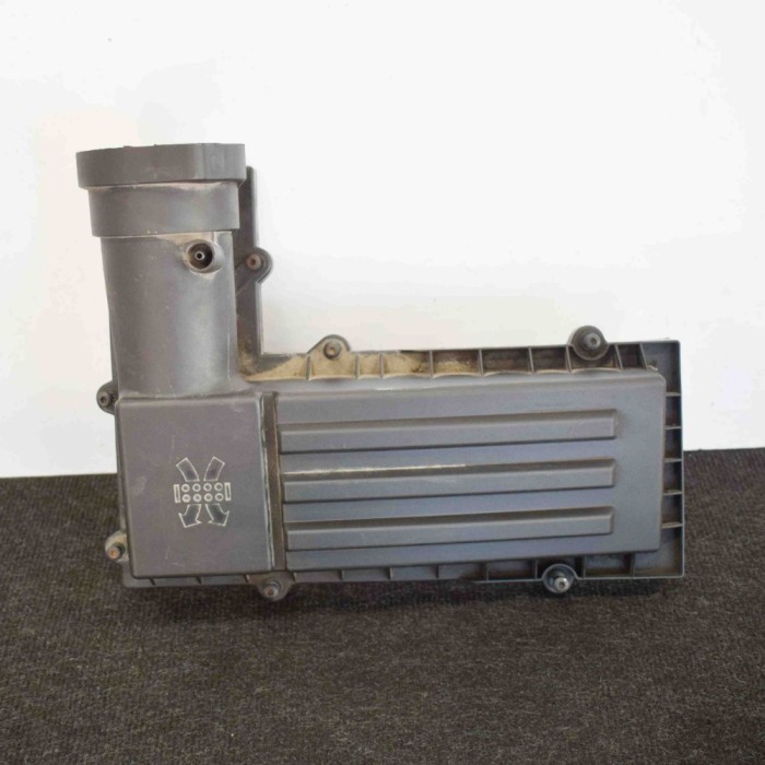 Carcasa filtru de aer (partea superioară) VW TIGUAN 5N_ 2012 OEM: 3C0129601CD3C0129607BG
