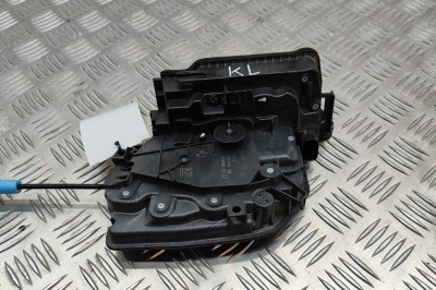 &amp;Icirc;ncuietoare ușă dreapta spate BMW X1 F48 2017 OEM: 7281940,51227281940 23464404 foto