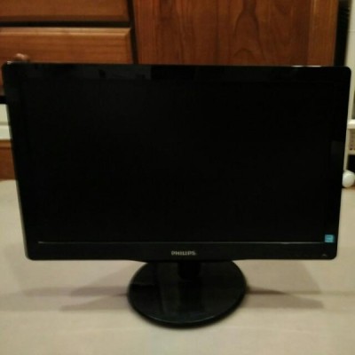 Monitor Led - Philips model 200v4L, 19,5 inch, rezolutie 1600 x 900, VGA, DVI-D foto