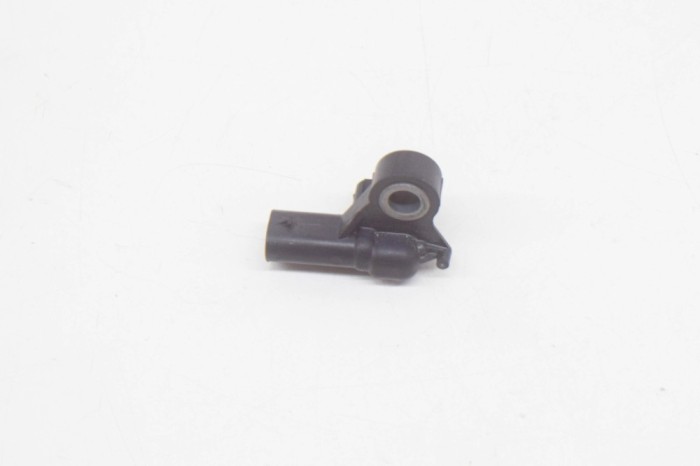 Senzor de impact dreapta spate TESLA MODEL S 2018 OEM: 1036761-00-A 12609779