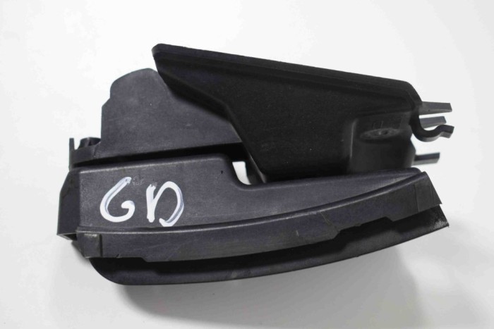 Suport bara de protecție dreapta spate AUDI A6 Avant 4F5, C6 2006 OEM: 4F9807892 3198948