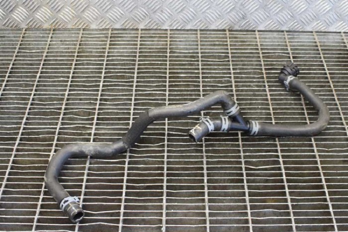 Furtun de lichid de răcire AUDI Q3 8U 2018 OEM: 5N0122073AF 11471174