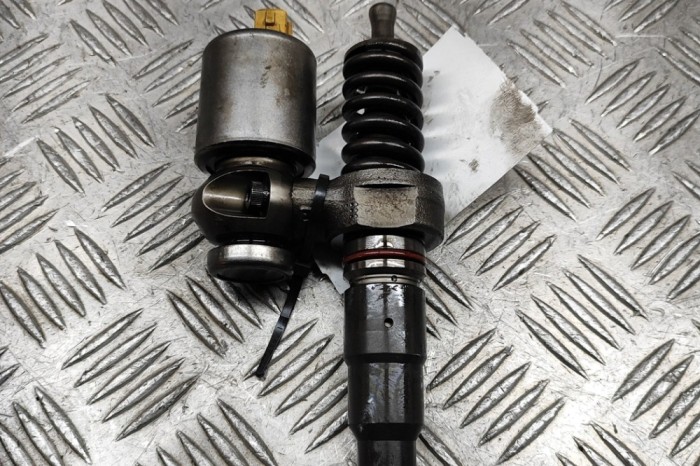 Injector de combustibil LAND ROVER DEFENDER L315 2005 OEM: BEBE2A01001,MSC000030 | 28258918