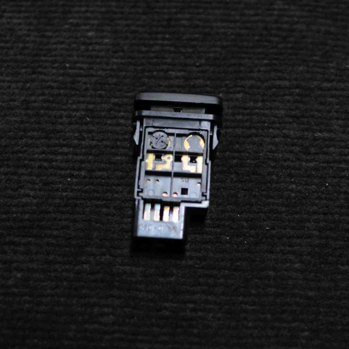 Comutator LEXUS RX _U3_ 2007 OEM: 15A492 1810516