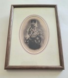 Regina Maria in costum traditional