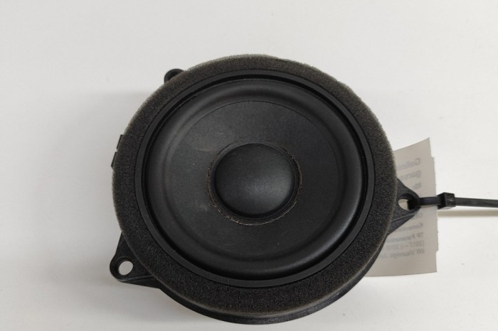 Difuzor ușă st&acirc;nga spate BMW X4 G02, F98 2018 OEM: 6813105 30745854