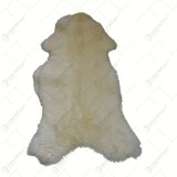 Covoras decorativ realizat din blana naturala