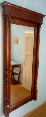 Oglinda de perete cu rama din mahon, piesa de colecție artă antica secolul XIX foto