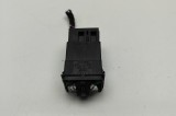 AUDI A8 D3 4E2, 4E8 2006 OEM: 8E0963563,4E0963563A SKU: 30272523