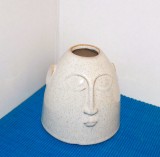 Vază gresie emailată și modelată manual - Moai Face - design scandinav, Danemarca