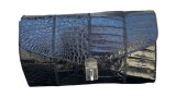 POȘETĂ VINTAGE TIP CLUTCH CU CLAPETĂ DIN PIELE NATURALĂ DE CROCODIL POROS