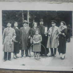 Foto grup cu ofiter/ Foto Curtii Regale Weiss, perioada interbelica
