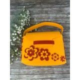 Geanta din fetru,culoarea portocaliu,decorata cu flori rosi