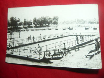 Ilustrata Arad - Strand pe malul Muresului circulat 1964 foto