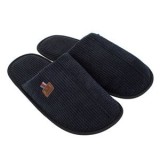 Papuci de Iarnă Masculi cu Patch Maro &ndash; Confort și Stil, CMCLASS