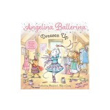 Angelina Ballerina Dresses Up