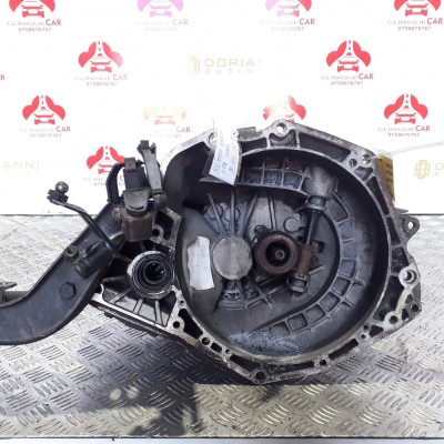 Cutie de viteze manuala 5 trepte Opel Corsa B 1.0 B 1998 90400197 foto