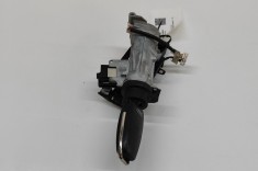 Butuc de contact AUDI Q3 8U 2013 OEM: 1K0905851B,8X0837220D,5FA010659-10 30771987