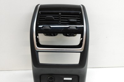 Gura de ventilație consola centrală BMW X7 G07 2022 OEM: 9399875,9399874 24982288 foto