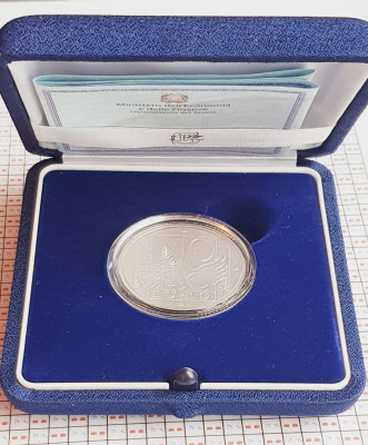 M01 Italia 10 Euro 2005 United Nations (tiraj 12.600) km 268 UNC argint foto