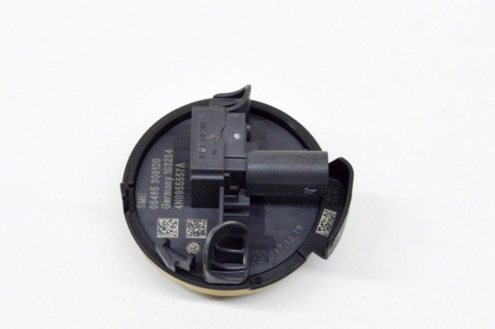 Senzor de impact st&acirc;nga față AUDI E-TRON GEN 2020 OEM: 4N0955557A | 16034878
