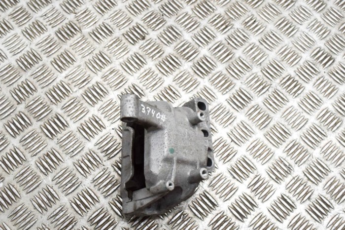 Suport motor dreapta AUDI Q3 8U 2017 OEM: 5N0199262 | 15453664