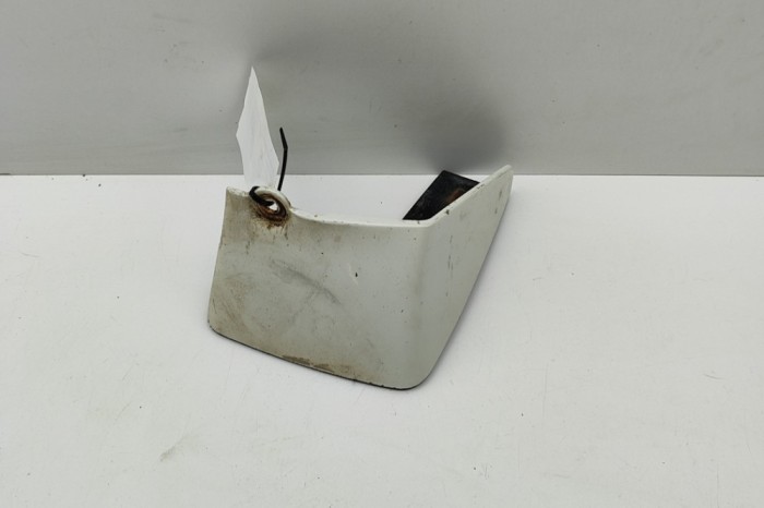 Aparatoare noroi dreapta față NISSAN LEAF ZE1 2019 OEM: 93820-5SA1A | 31054112