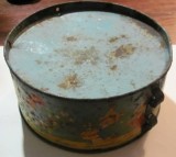 Cumpara ieftin CY - Toba tabla &quot;AGATEX Timisoara&quot; comunism Romania / cu lipsuri &amp; uzura / D: 14 cm H: 7,50 cm 185 g / litografie cu animalute