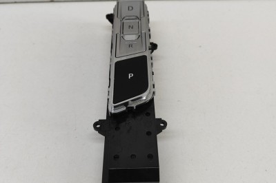 Timonerie cutie de viteze JAGUAR I-PACE X590 2020 OEM: J9D3-14C559-DA,J9D3-14C561-BB,J9D3-7E453-DC 28099432 foto